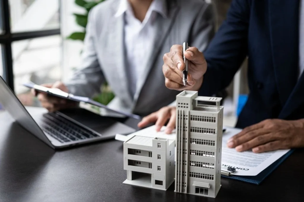 Commercial Loan Broker in Clyde North